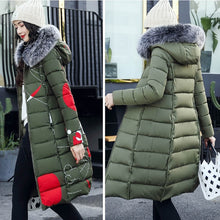 Load image into Gallery viewer, Winter woman in fur hood parkas