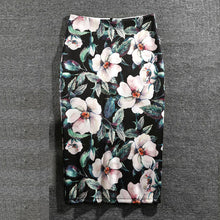 Load image into Gallery viewer, Flower print pencil skirt