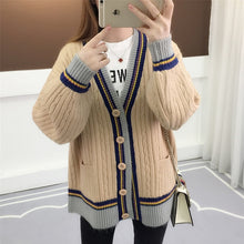 Load image into Gallery viewer, Comfortable loose v-neck sweater