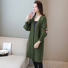 Load image into Gallery viewer, Long sweater with lantern sleeves