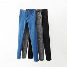 Load image into Gallery viewer, Mid waist vintage skinny jeans