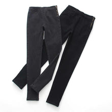 Load image into Gallery viewer, Spring jeans women's black vintage high waist jeans